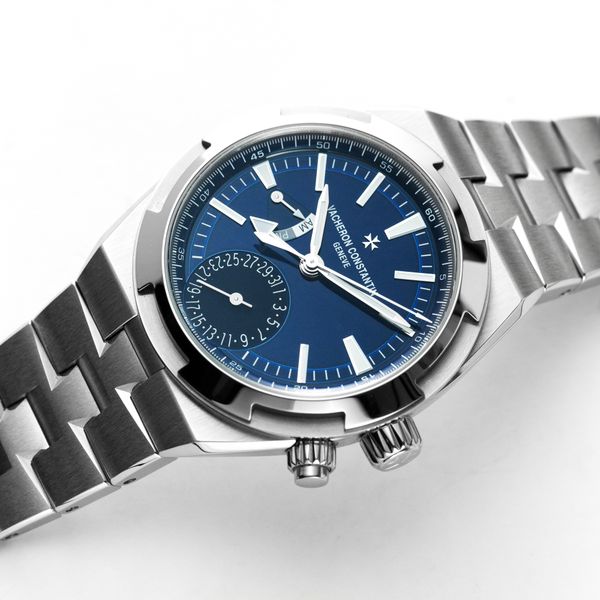 Vacheron Constantin Overseas 7920V/210A-B334